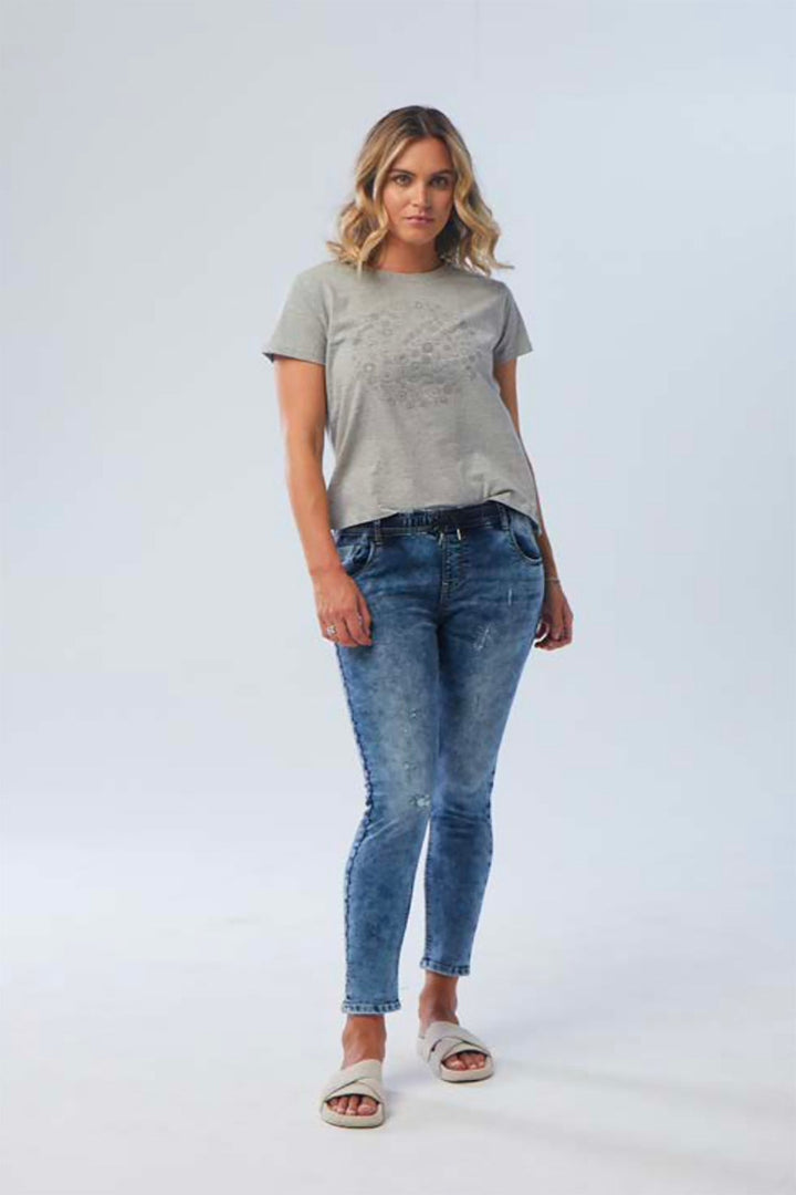 Dundee Hybrid Jogger Jeans - Wash - NLJ7 - Pizazz BoutiqueNew London Jeans