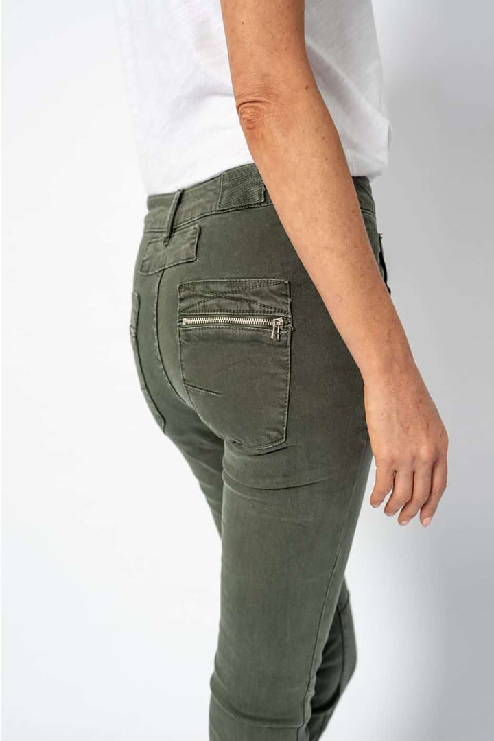 Classic Button Jeans | Military | IS10