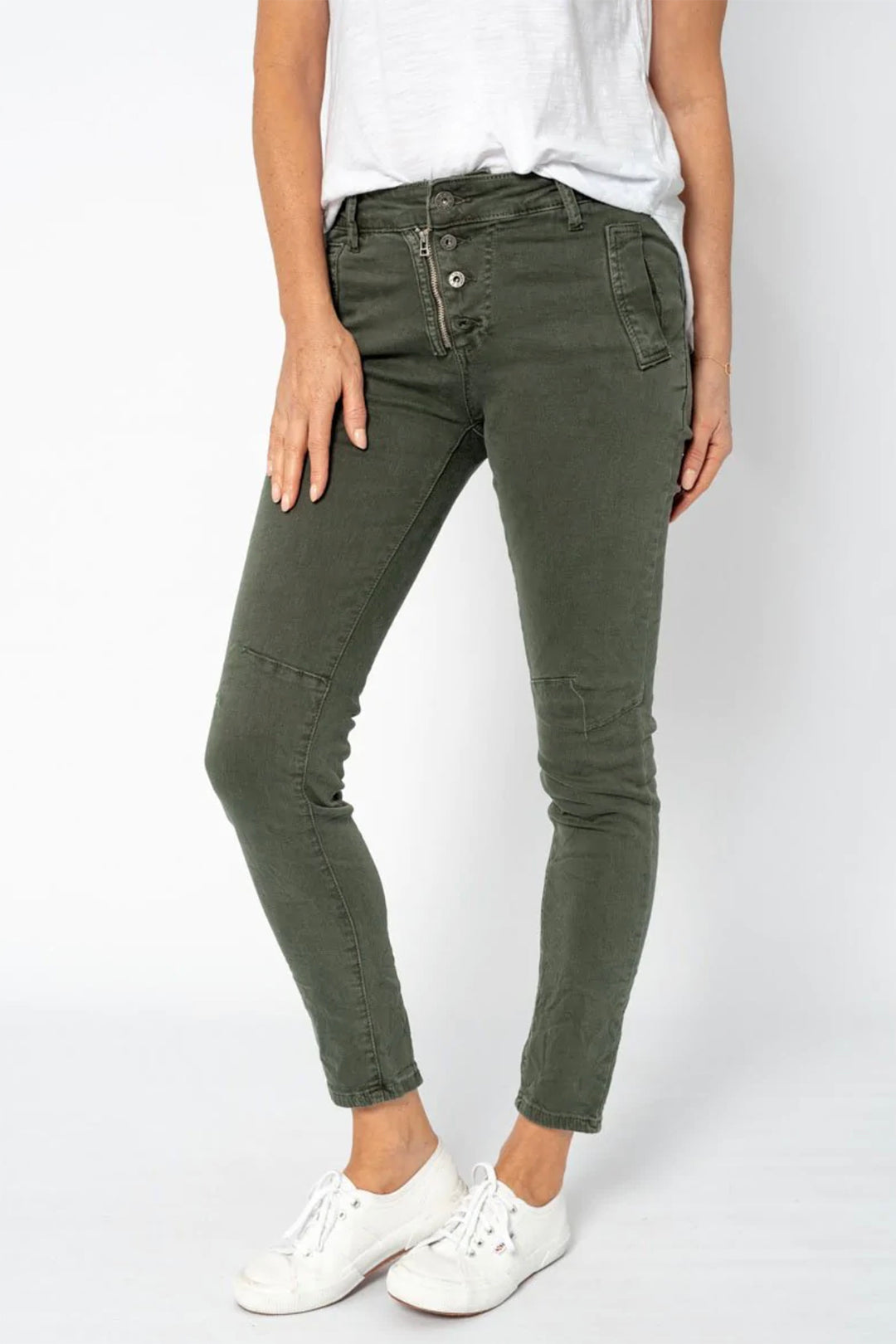Classic Button Jeans - Military - IS10